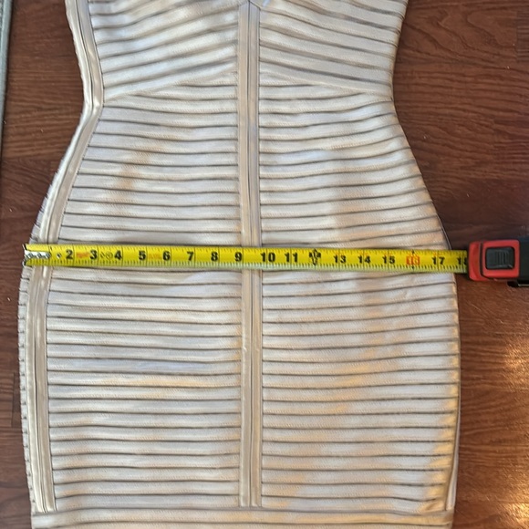 NWT BCBG rose gold dress size 4 - Picture 11 of 11